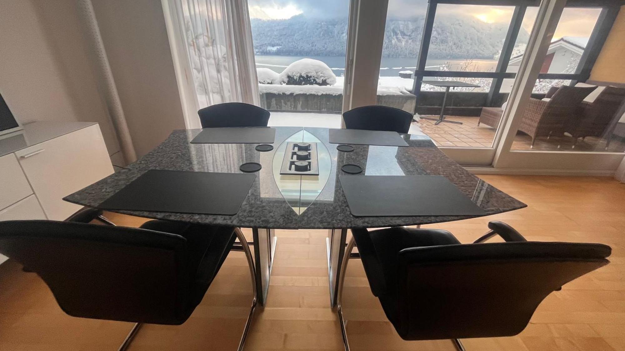 Swiss Paradise Weggis Bagian luar foto